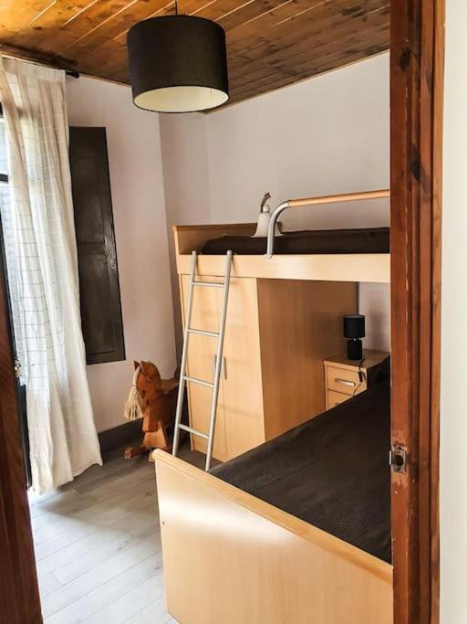 Un Tros De Sal. Casa Rural A Gerri De La Sal. Villa Bagian luar foto