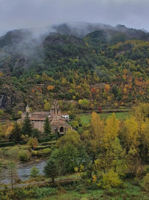 Un Tros De Sal. Casa Rural A Gerri De La Sal. Villa Bagian luar foto