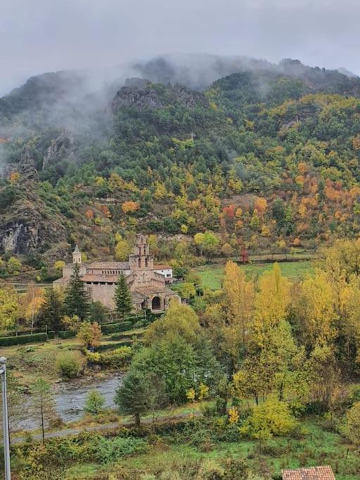 Un Tros De Sal. Casa Rural A Gerri De La Sal. Villa Bagian luar foto