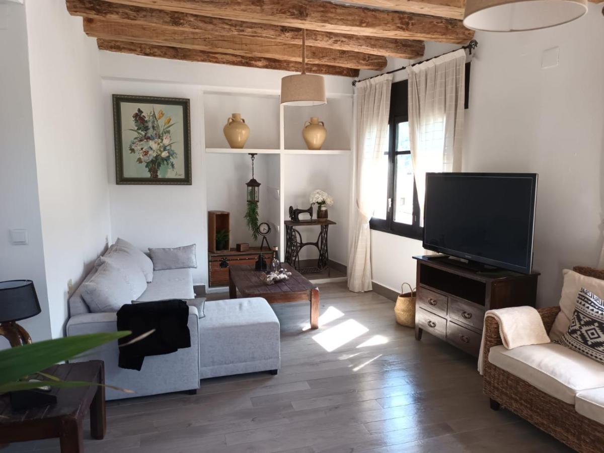Un Tros De Sal. Casa Rural A Gerri De La Sal. Villa Bagian luar foto