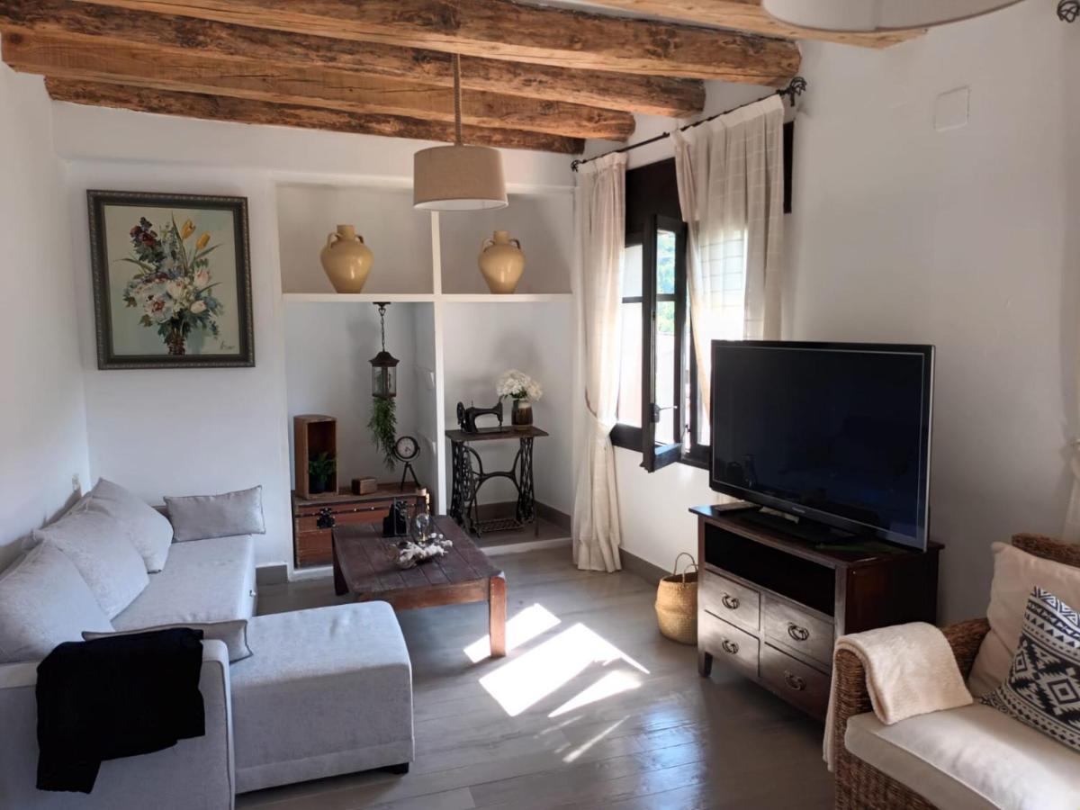 Un Tros De Sal. Casa Rural A Gerri De La Sal. Villa Bagian luar foto