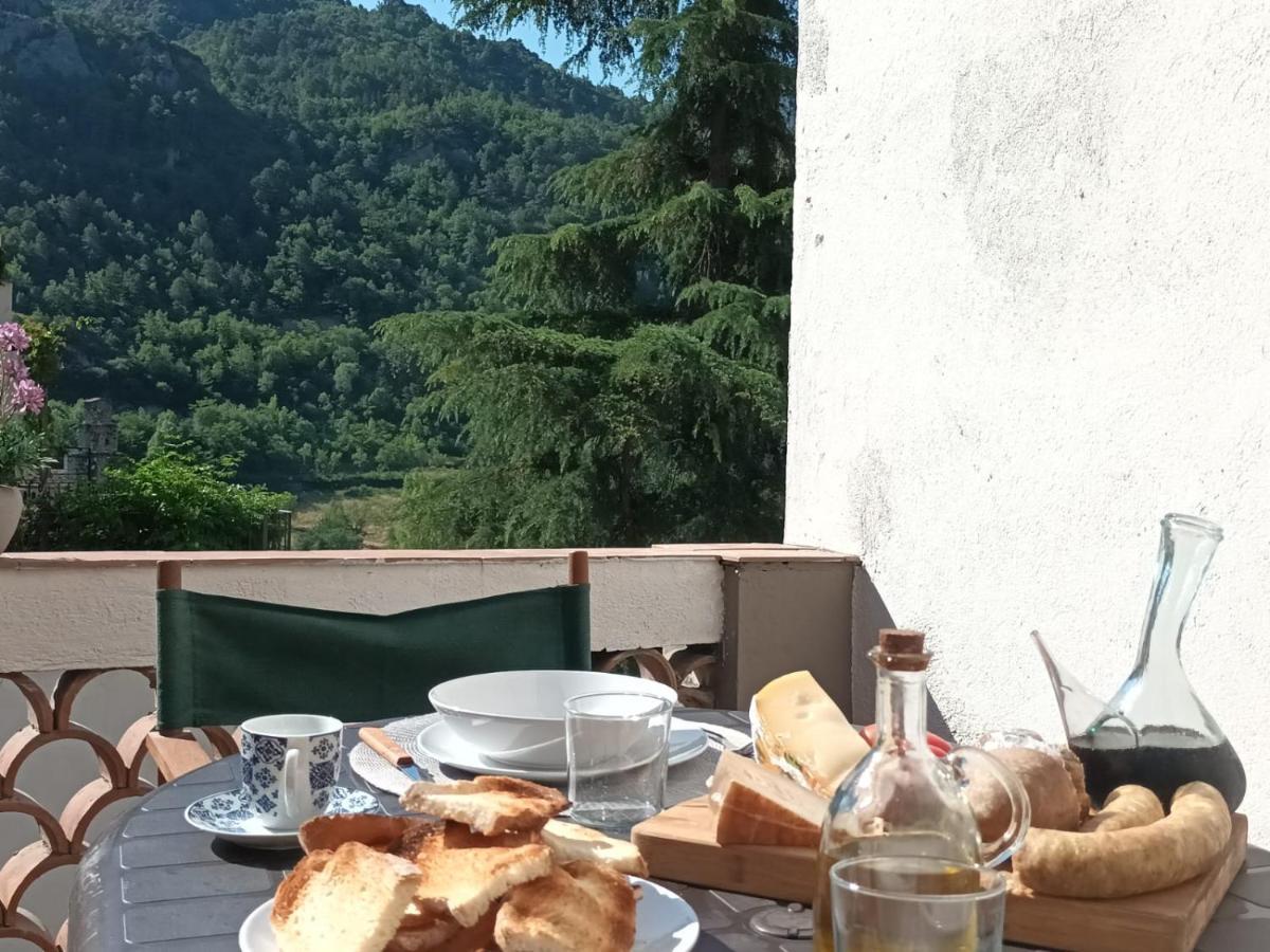 Un Tros De Sal. Casa Rural A Gerri De La Sal. Villa Bagian luar foto